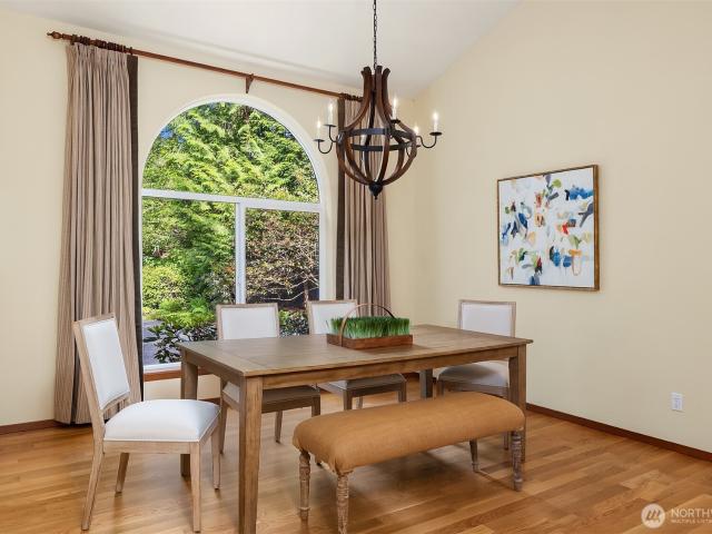 8387 Sumanee Pl NE, Bainbridge Island, WA 98110 | MLS #2558