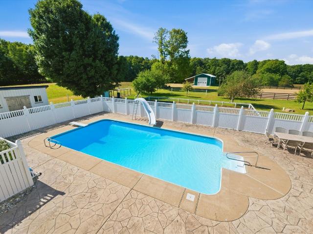 8382 Hudson Road