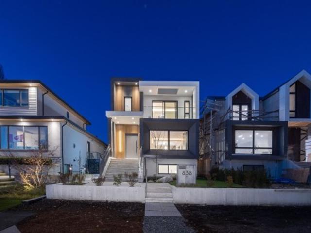 838 14Th Street E, North Vancouver, BC, V7L 2P6 house for sale | Listing ID R3177 | Royal LePage