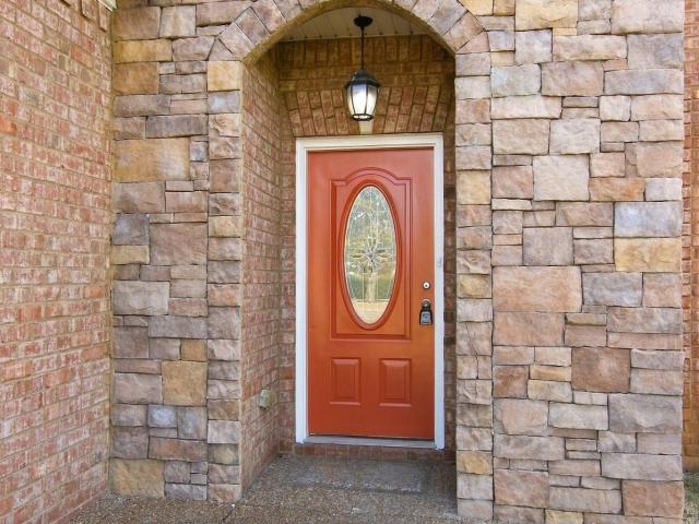 838 Chaqueta Ct