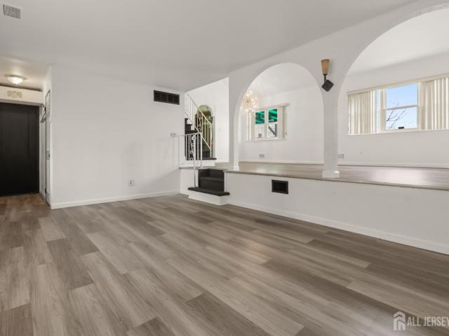 838 Florida Grove Road