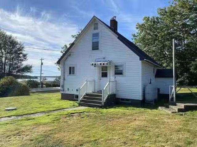 8394 Highway 3, Port Mouton, NS, B0T 1T0 house for sale Lis.