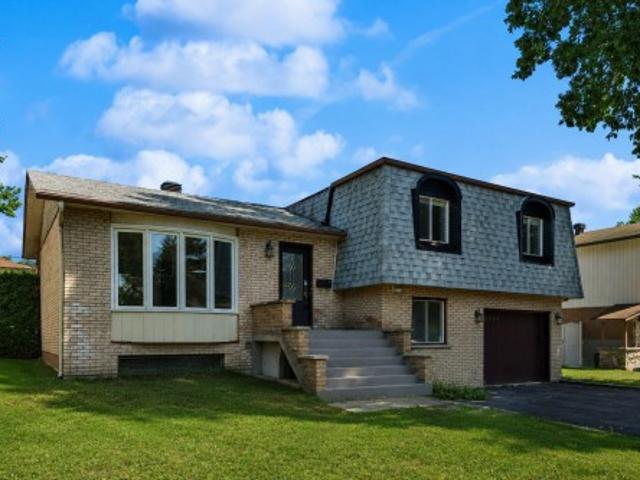 8395 Rue Sorel, Brossard, QC, J4X 1P9 house for sale | Listing ID 19863 | Royal LePage