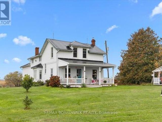 839 Blakeney Road, Mississippi Mills, ON, K0A 2X0 house for sale | Listing ID X14079 | Royal LePage