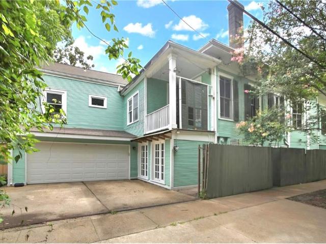 839 Pine Street
