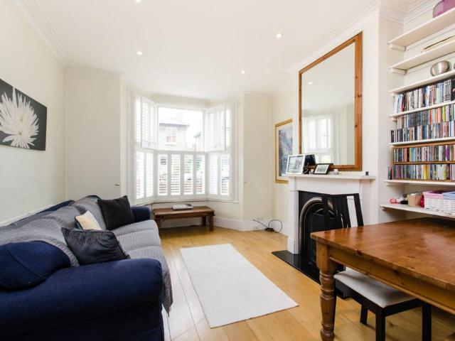 87 89 Gladstone Road, London, SW19 1QR, United Kingdom | 4 bed townhouse for rent #139067527 | Rentberry