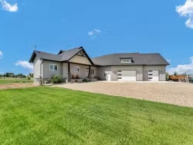 87 12107 Range Road 74, Rural Cypress County, AB, T0K 1Z0 Lu.