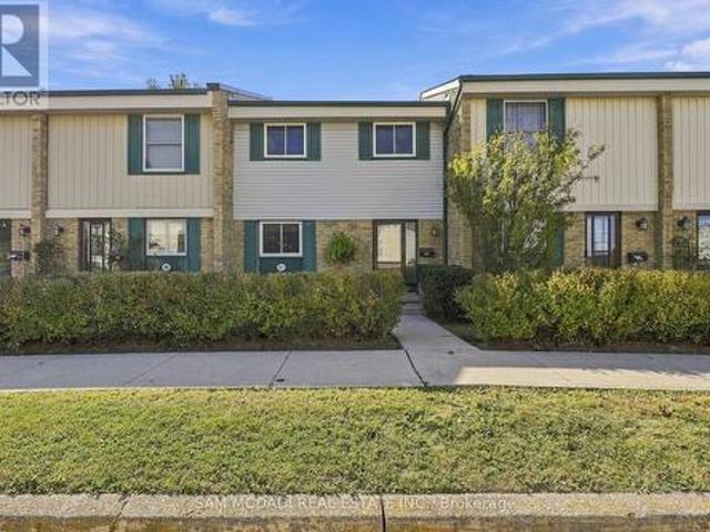 87 2779 Gananoque Drive, Mississauga, ON, L5N 2E4 townhouse for sale | Listing ID W13881 | Royal LePage