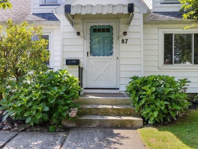 87 Traymore Road