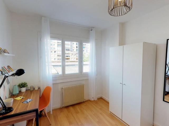 87 Bataille Chambre 1