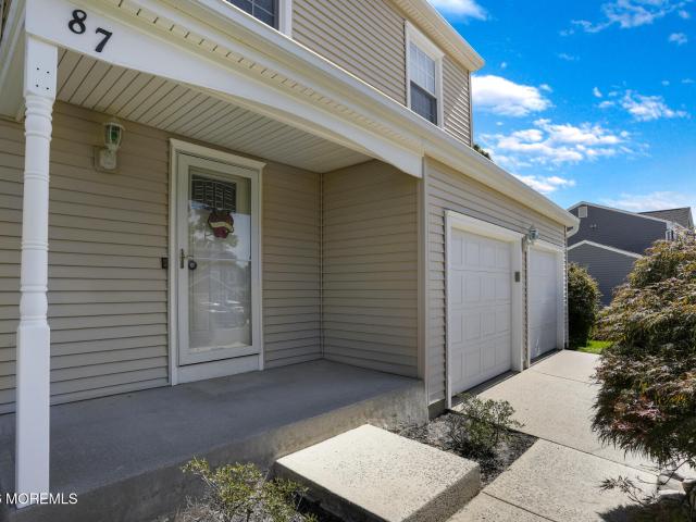 87 Concord Circle