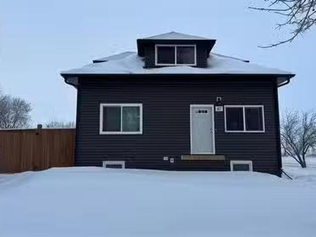 87 Collacott Street W, Yorkton, SK, S3N 0A1 house for sale.