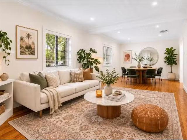87 Coward Street, MASCOT House for rent Listed by Roslyn Pozn.