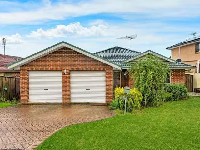 87 Downes Crescent, Currans Hill, NSW 2567