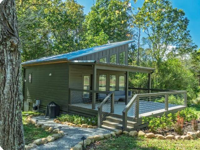 87 Dwellings Dr