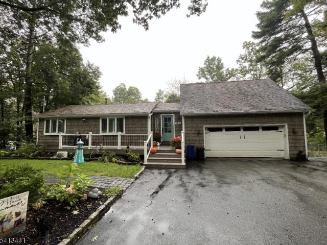 87 Fairlawn Dr