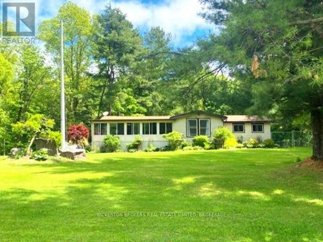 87 Fitzsimmons Road, Front Of Leeds & Seeleys Bay, ON, K0E 1L0 house for sale | Listing ID X12950 | Royal LePage