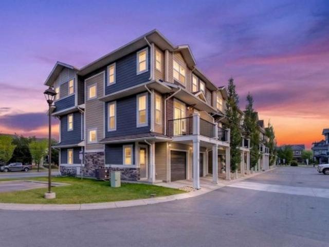 87 Legacy View Se, Calgary, AB, T2X 4H9 townhouse for sale | Listing ID A2355 | Royal LePage