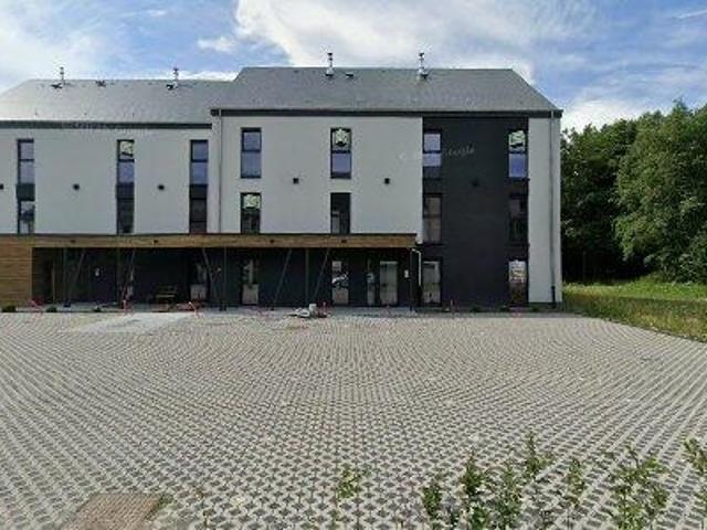 87 m2 apartment for rent in Neufchâteau