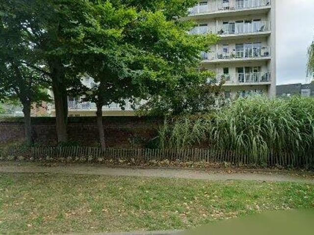 87 m2 apartment for rent in Waver