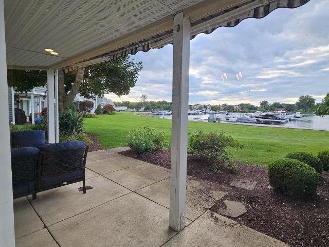 87 Marina Point