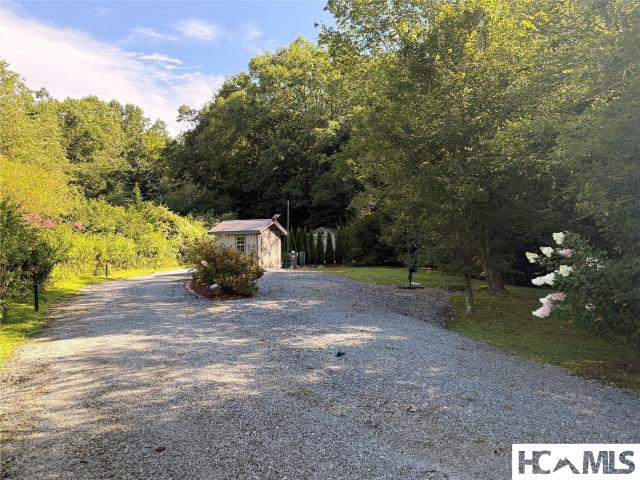 87 Middle Creek Lane