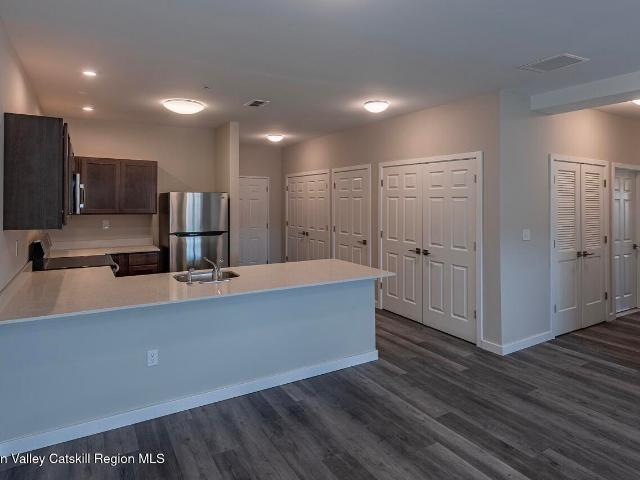87 N Chestnut Street 101