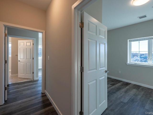 87 N Chestnut Street 101