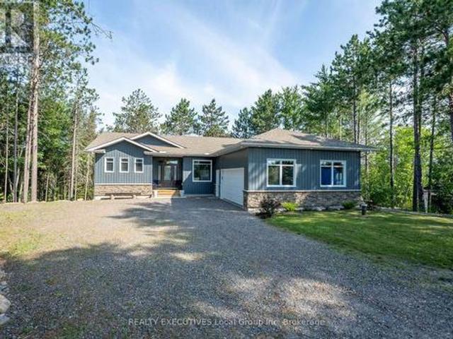 87 Oakridge Drive, East Ferris Corbeil, ON, P0H 1K0 house for sale | Listing ID X13547 | Royal LePage