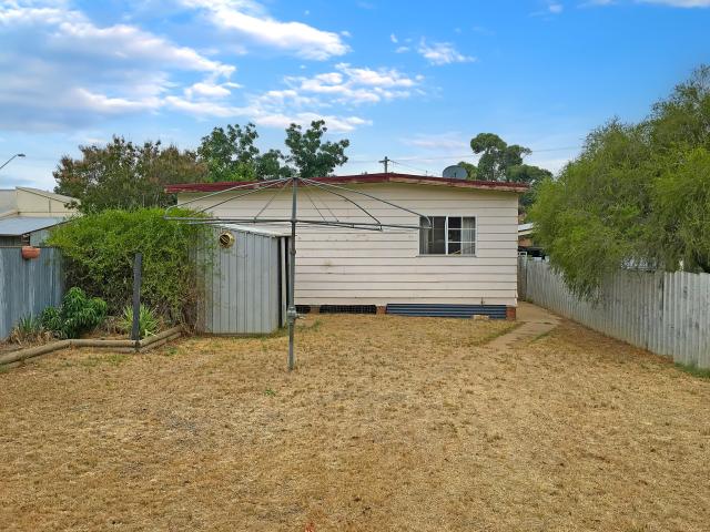 87 Regent Street Junee, NSW 2663