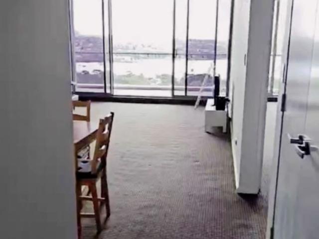 87 Shoreline, Sydney