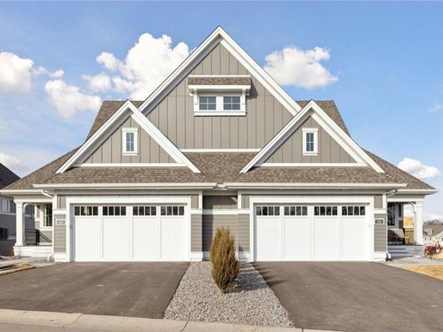 87 Spring Farm Rd, North Oaks, MN 55127