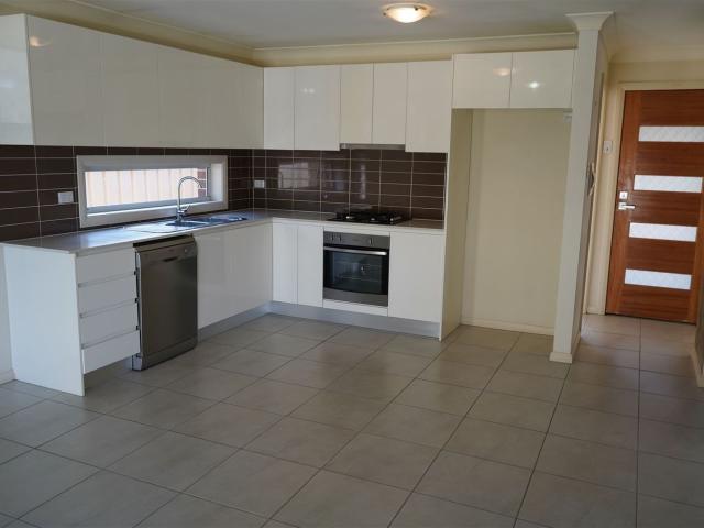 87A Rotorua Road, ST CLAIR, NSW 2759