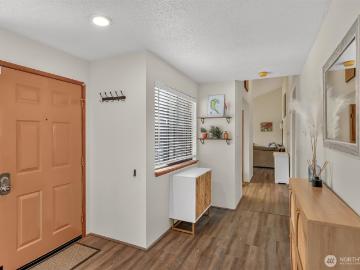 8407 18th Avenue W # 11 205