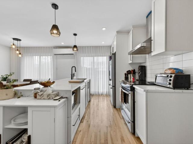 8400 Rue de Reims, Montréal Villeray, QC H2P