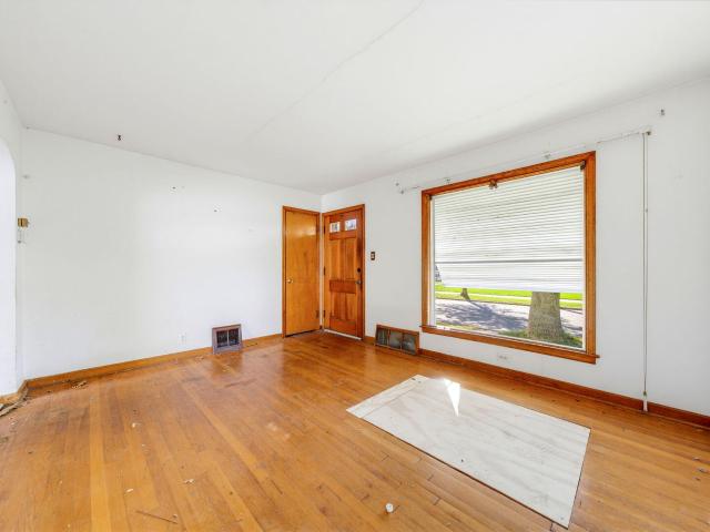 8400 W Auer Ave