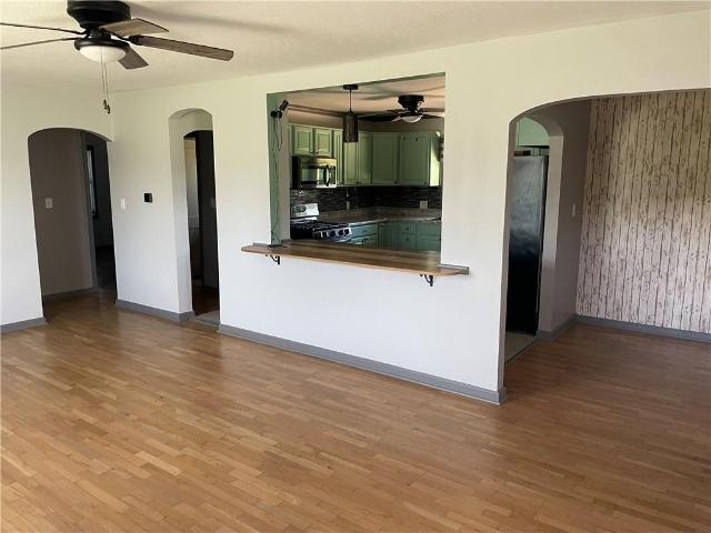 8402 SE Route C Highway