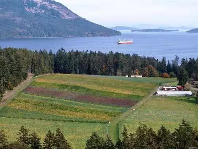 840 Cherry Point Rd, Cobble Hill, BC, V0R 1L3 commercial for.