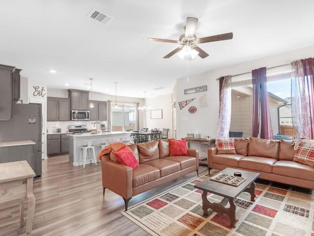 840 Mineral Wells Lane
