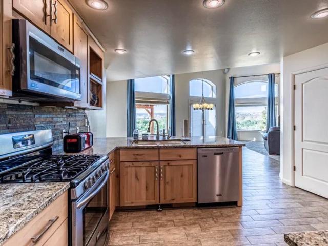 840 Santa Barbara Drive