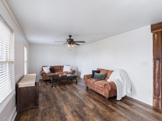 8412 Highway 41 N