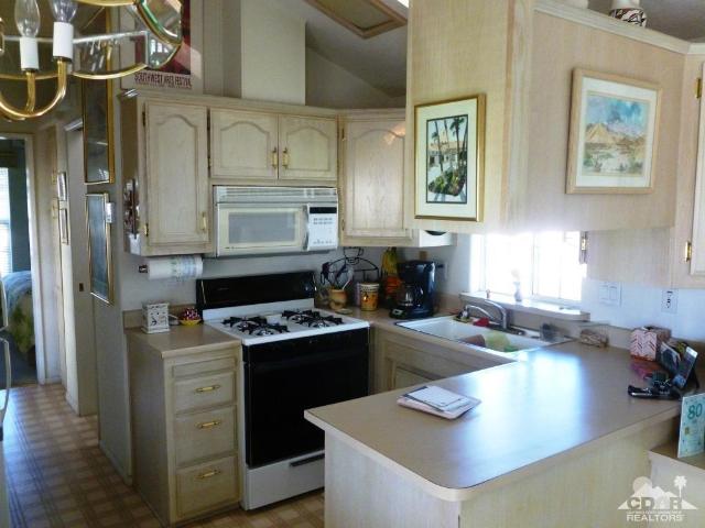 84136 Avenue 44 #691