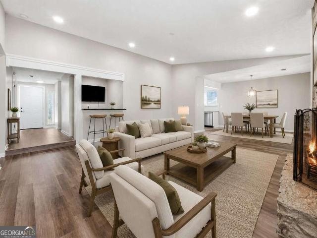 8413 Glenwoods Terrace