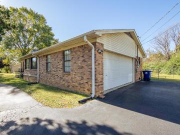 841 sanford st