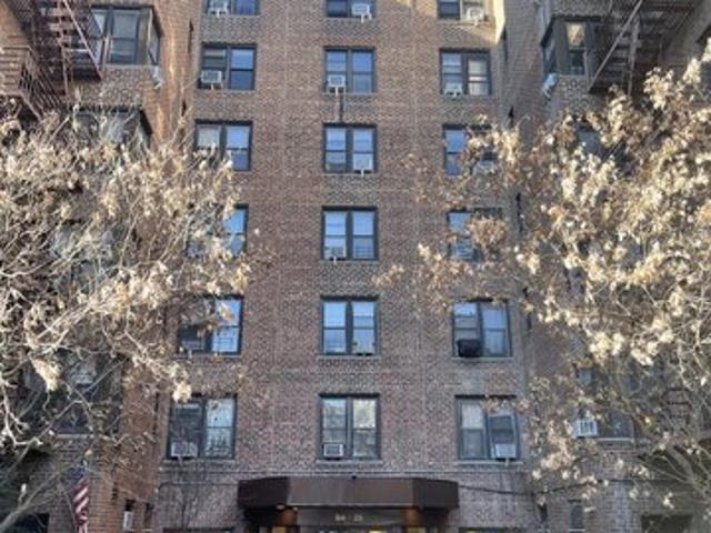 8425 Elmhurst Ave Apt 2S, Elmhurst, NY 11373