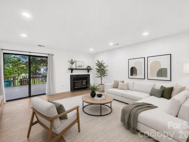 8426 Rust Wood Place