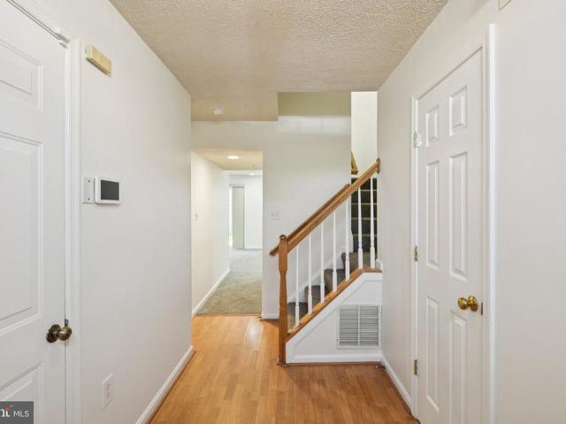 8421 Gauntlet Place
