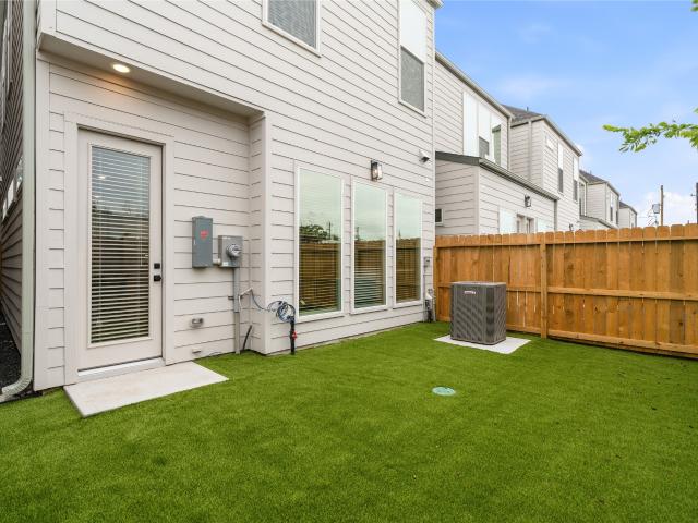 8421 Pech Landing Drive
