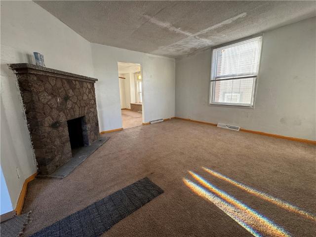 842 Cedar Avenue