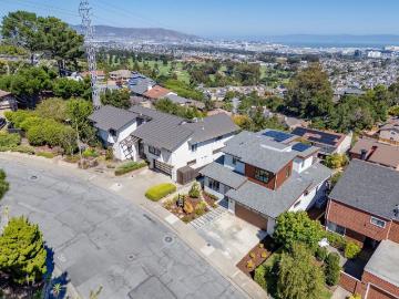 842 Clearfield Drive
